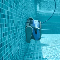 Robot De Piscine Electrique M600 Dolphin -Piscine Soldes 432894 imgWEB robot electrique m600 dolphin 3 dbcd